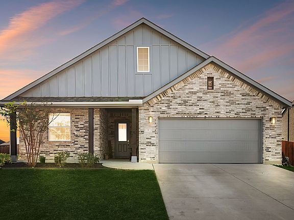 3rd image of 1 Covey Ln