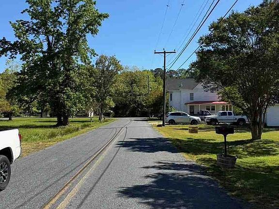 5th image of 3381 Sackertown Rd