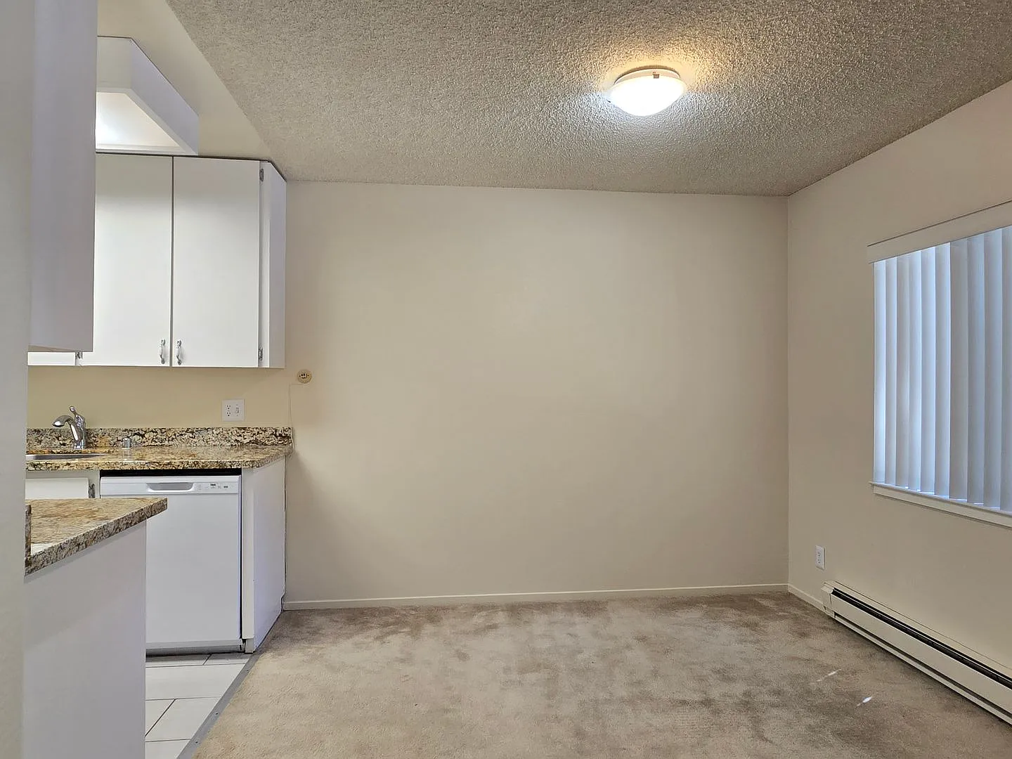 Spacious Upstairs Condo, Balcony, Storage, Gorgeous Complex, Pool, Clubhouse, Tennis Court! — Photo 4