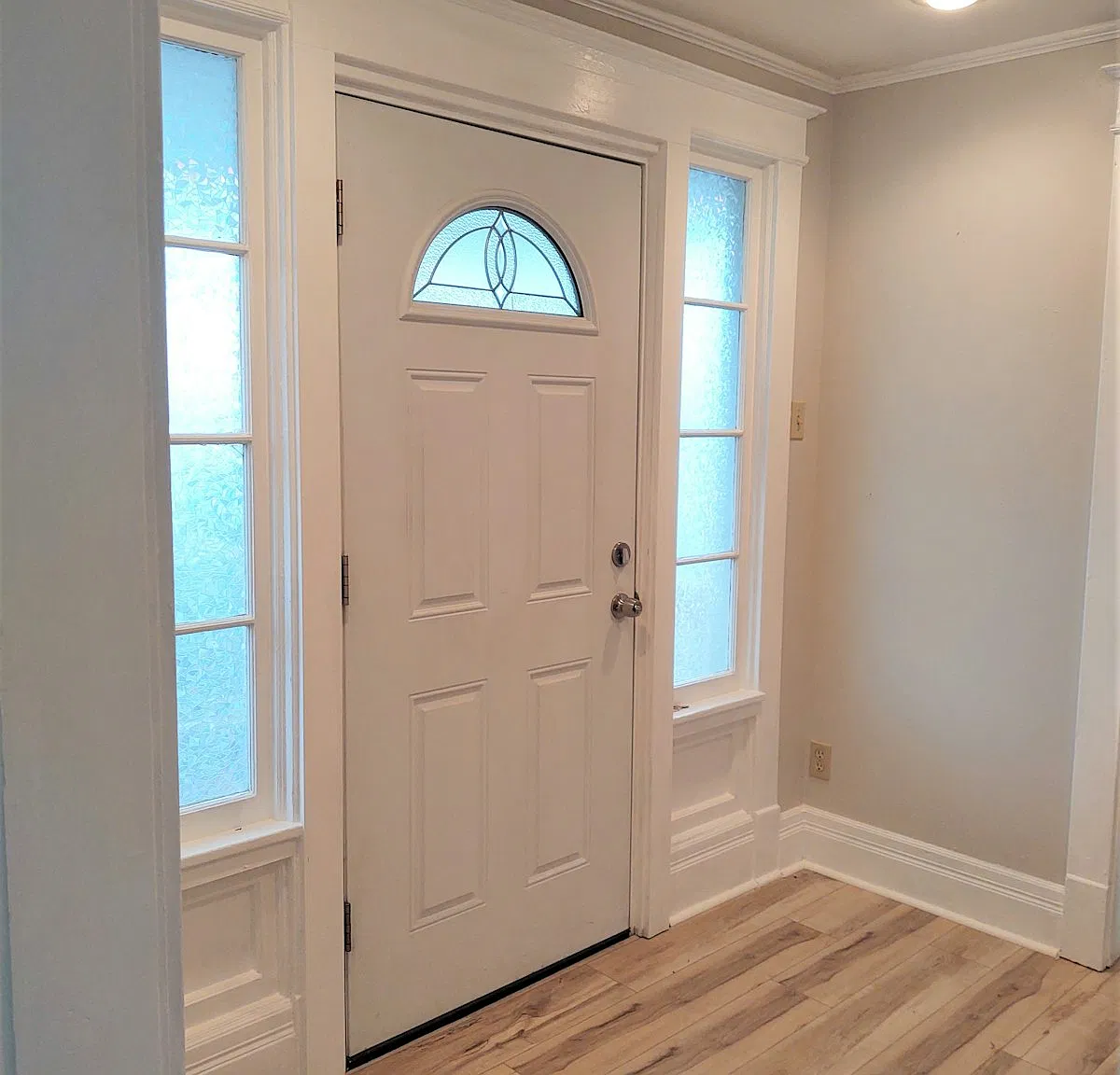 5155 East Main Street Road, Unit Front — Photo 4
