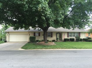 957 Gerard Ave, Quincy, IL 62305