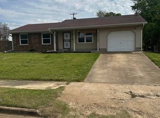 7882 Quito Rd, Millington, TN 38053