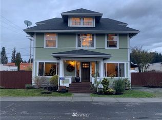 703 E Washington Ave, Burlington, WA 98233