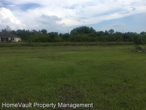 2nd image of 265 Shadow Lakes Dr