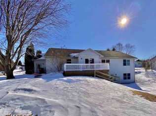 130 Vantage View Dr, Petoskey, MI 49770