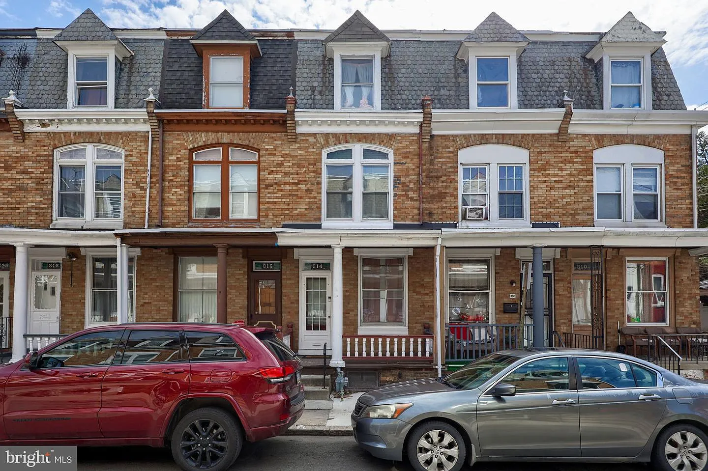 814 Master St photo 1