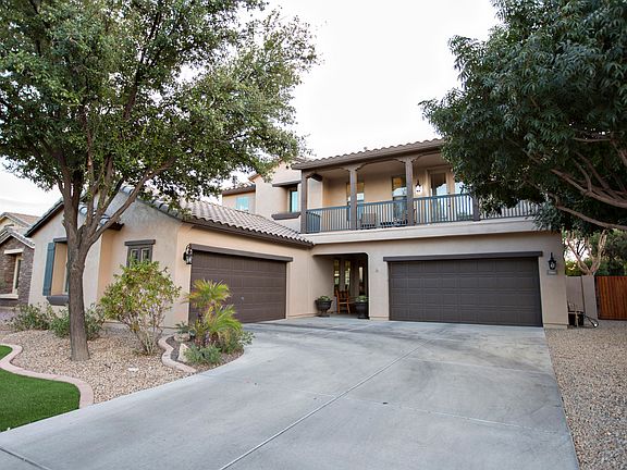 2nd image of 3381 E Yellowstone Pl