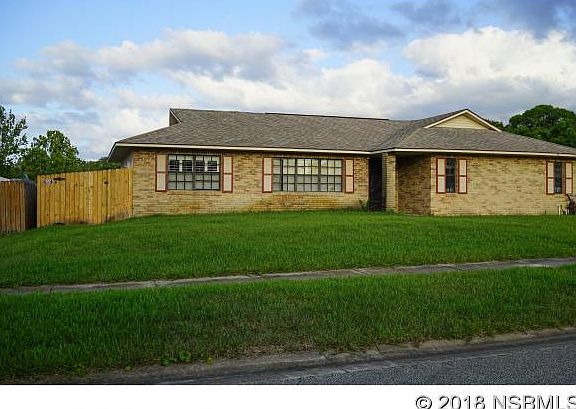 4th image of 4579 Hoyt Dr