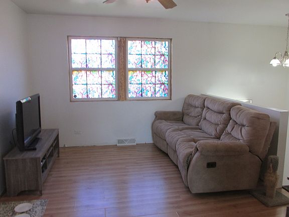 5th image of 2133 Sherman Ave