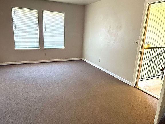 4th image of 266 S Yolo St APT 4