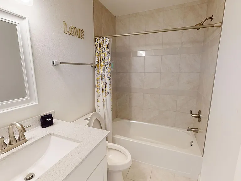 6409 Burns St #307 — Photo 7