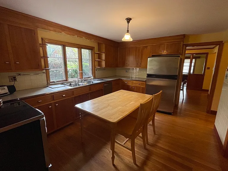 204 Follen Rd — Photo 8