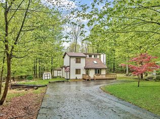 3508 Chestnut Hill Dr, Lake Ariel, PA 18436