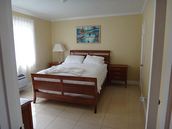 5th image of 7435 Harding Ave APT 204