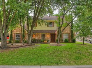 614 Rosewood Dr, Shenandoah, TX 77381