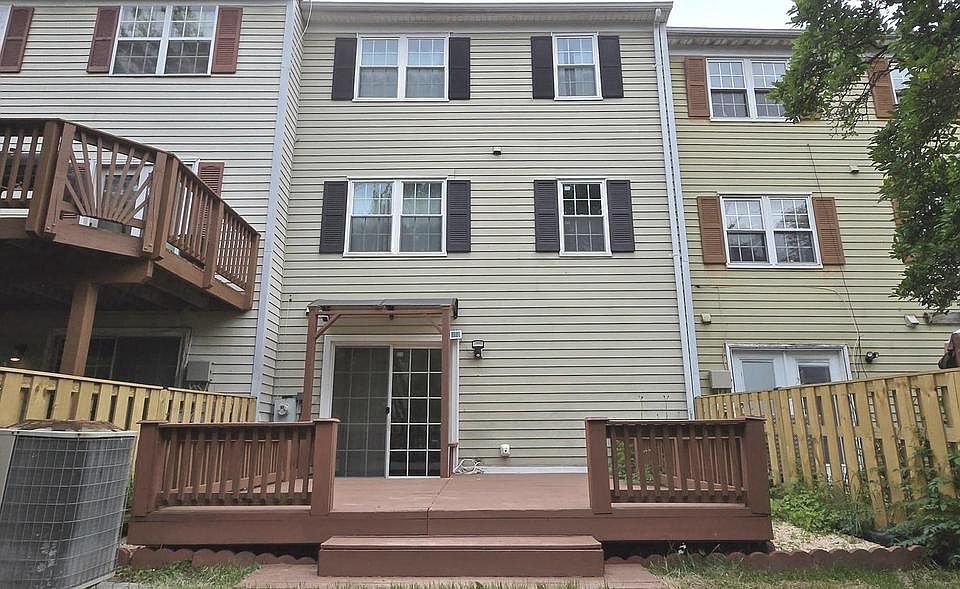 2nd image of 6924 Woodstream Ln