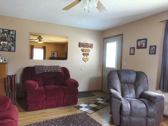 3rd image of 1405 Fountain St
