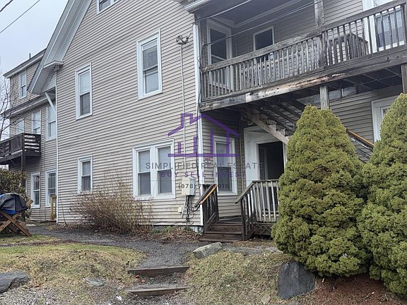5th image of 15-17 Pleasant St #5