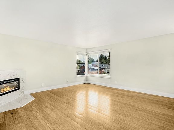 Open living space upper floor