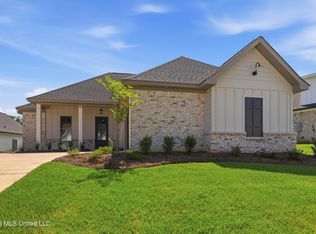 200 Bronson Bnd, Flowood, MS 39232