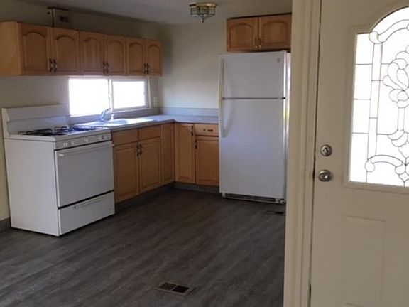 2nd image of 425 20th Century Blvd Spc A2