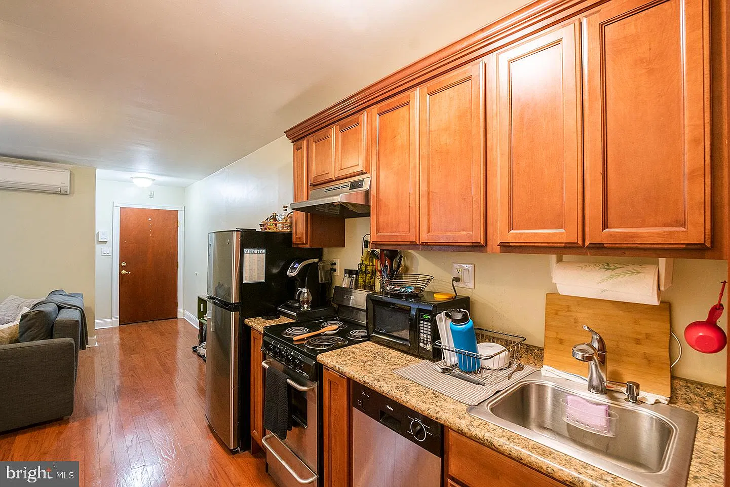 2504 S Broad St — Photo 3