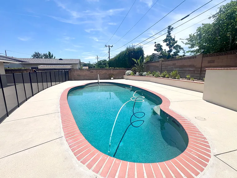 1363 Hendrix Ave — Photo 17