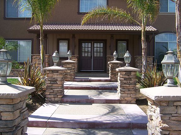 walkway to home