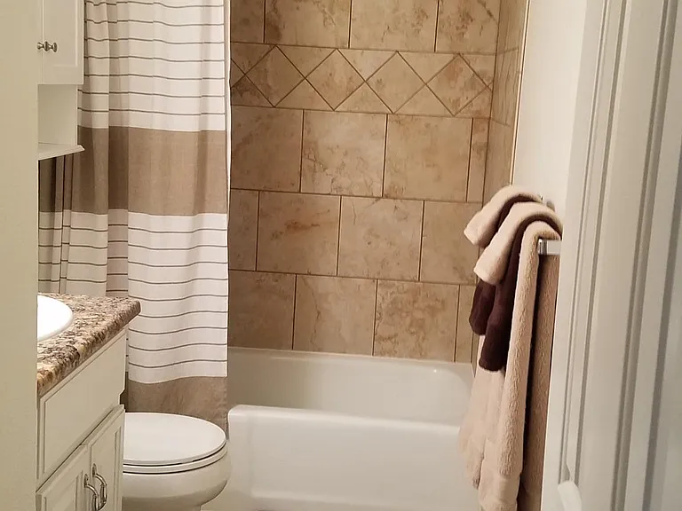 1450 Trojan Dr — Photo 16