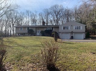79 Northrop Rd, Bethany, CT 06524