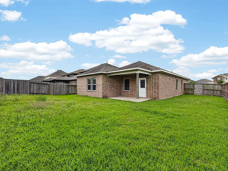 2429 Abbot Brook Dr — Photo 36