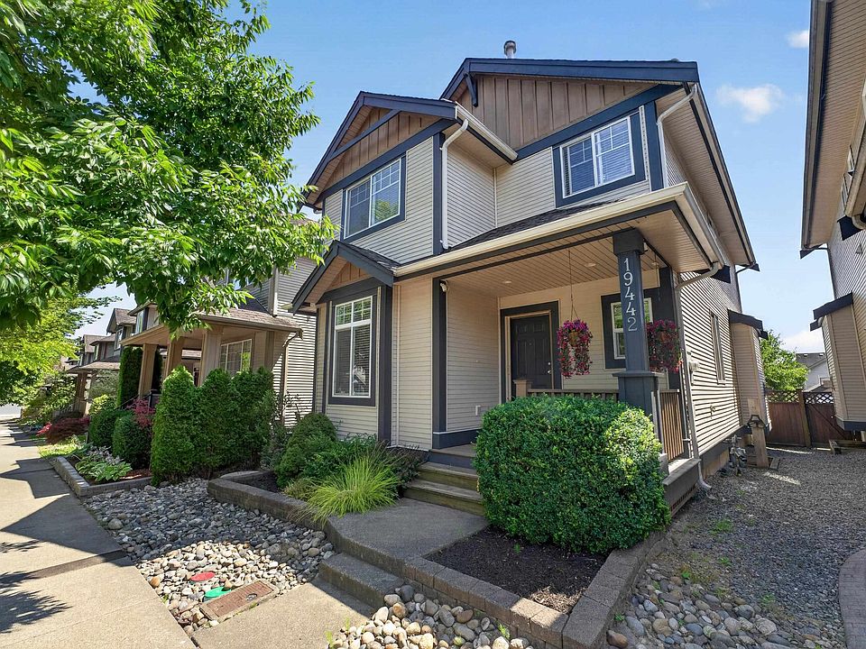 1st image of 19442 67a Ave