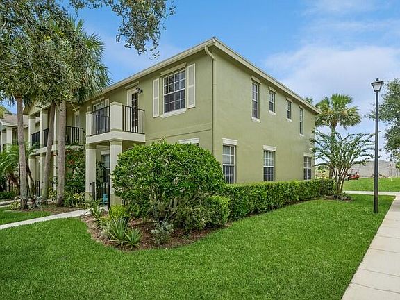 2nd image of 2170 SE Grand Drive