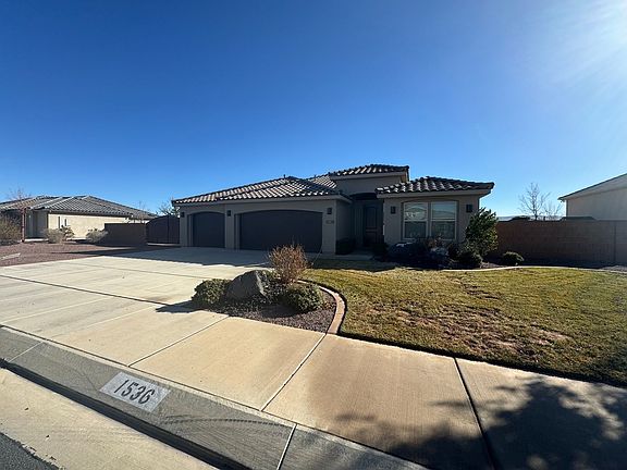 2nd image of 1536 E Wolf Hole Dr