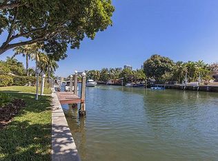 631 Oleander Dr, Hallandale, FL 33009
