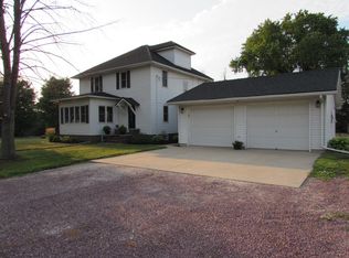 1670 130th Ave, Welcome, MN 56181