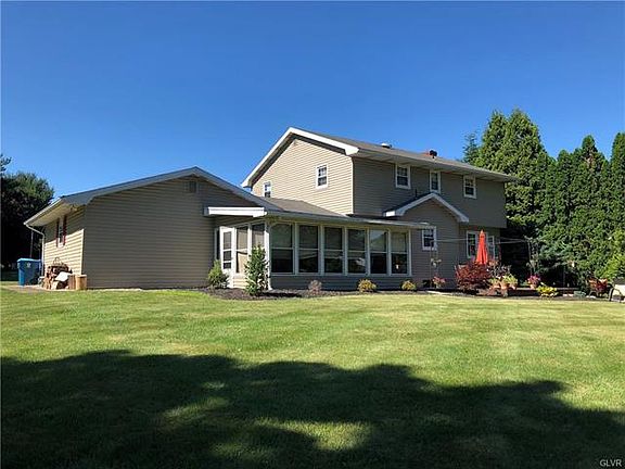 2nd image of 3740 Dartmouth Dr