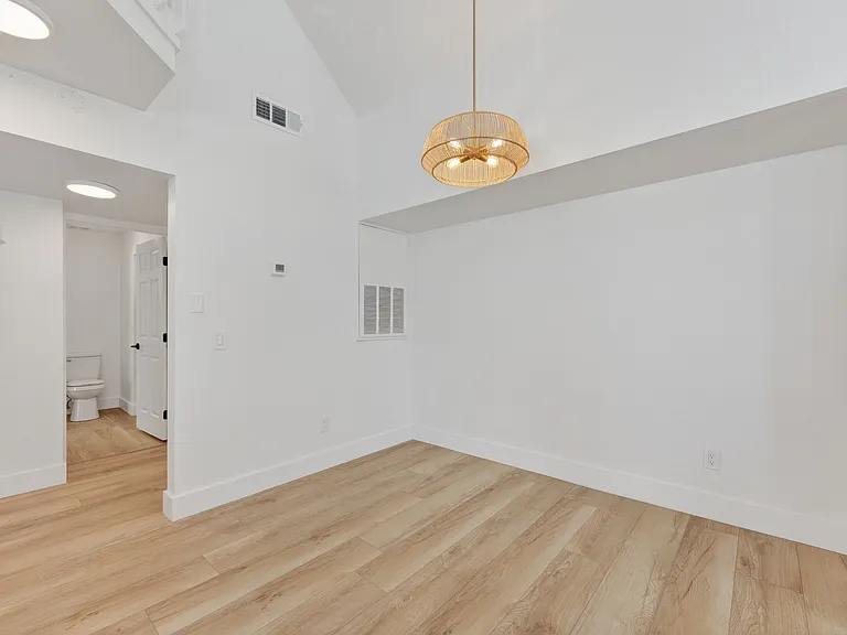 13700 Richmond Park Dr N #1105 — Photo 4