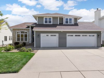 2525 Plymouth St, Marion, IA, 52302