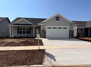 2205 E Golden Gate Dr, Appleton, WI 54913