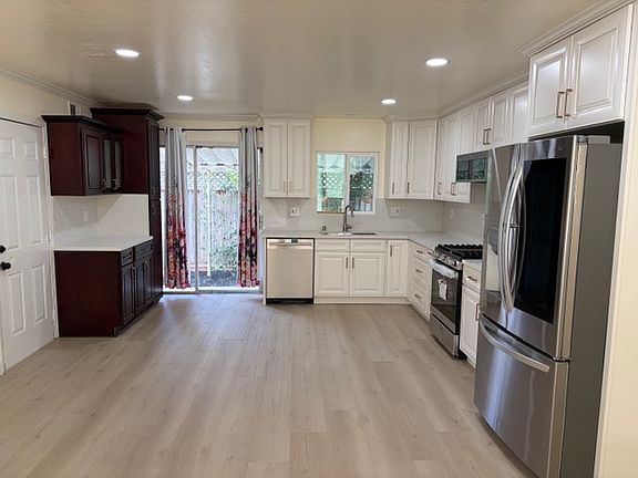 5th image of 5059 Bobbie Ave