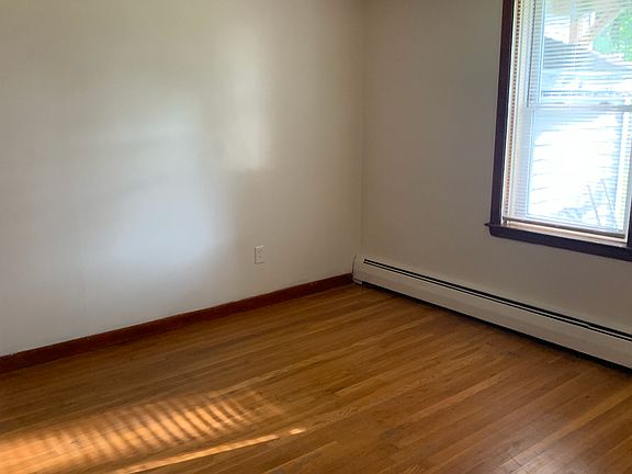 5th image of 68 East St