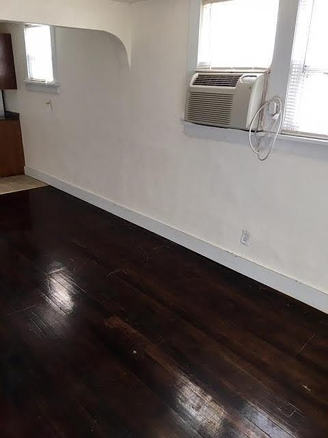 1st image of 606 7th Ave