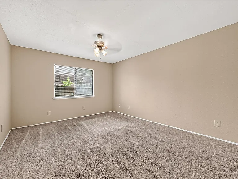7410 La Granada Dr — Photo 27