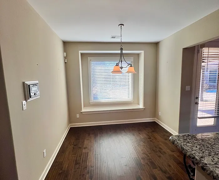 771 Six Oaks Ln — Photo 18