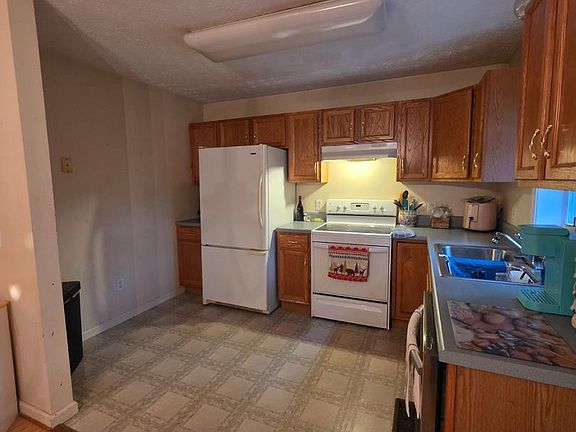 3rd image of 25494 Eleys Ford Rd