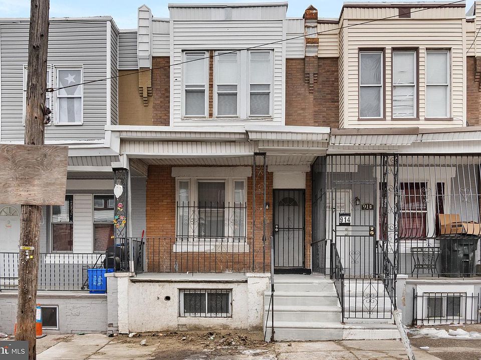 1st image of 916 E Schiller St