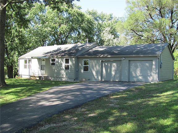 3rd image of 7252 Richland Ave