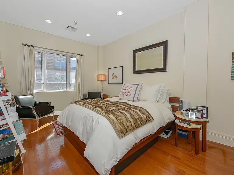 66 Franklin St #8A — Photo 4