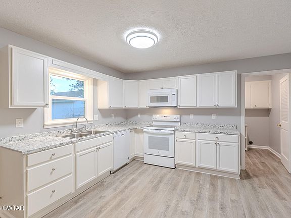 4th image of 119 Hillcrest Dr